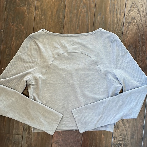 lululemon athletica Tops - lululemon crop long sleeve